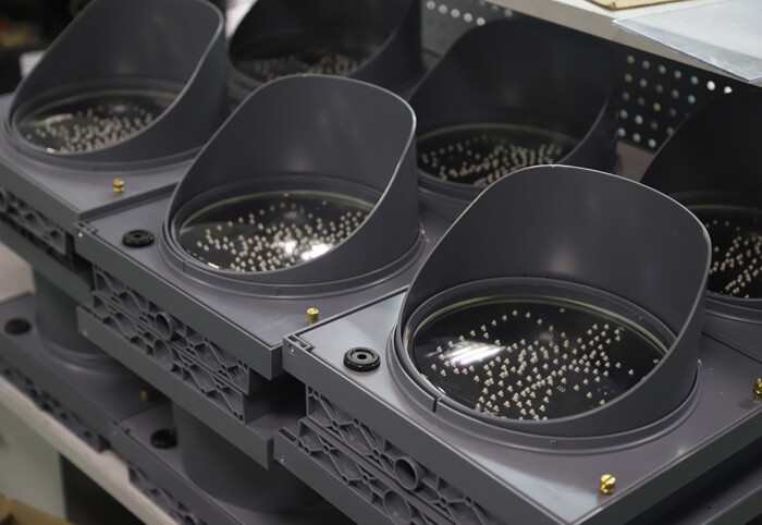 Огни заградительные и сигнальные светофоры